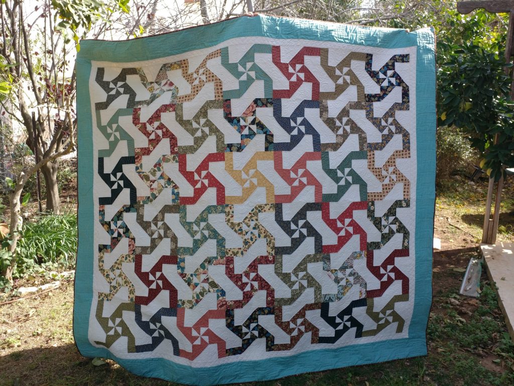 Disappearing Hourglass Quilt